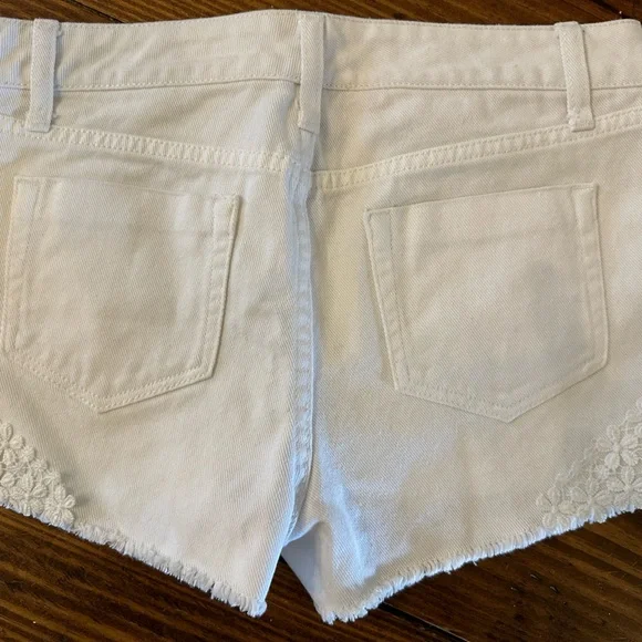 Mossimo High Rise Shorts - Picture 2 of 8